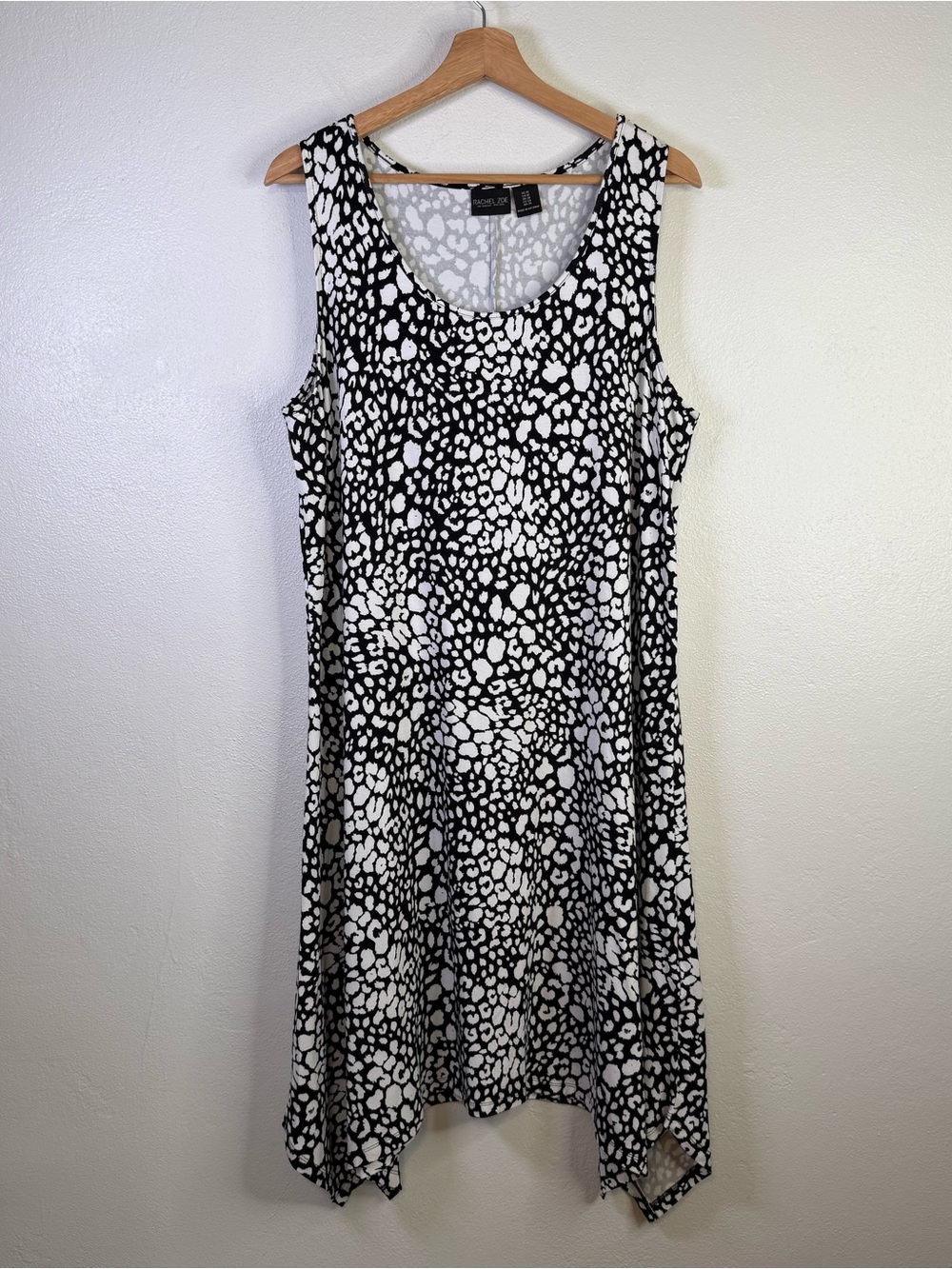 Rachel Zoe Black & White Animal Print Sleeveless Midi Dress Handkerchief Hem 1X